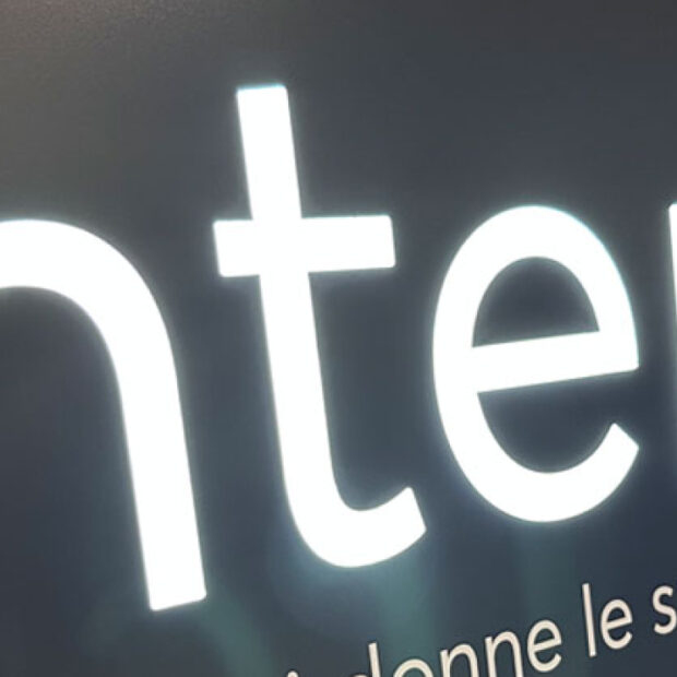 Logo vectoriel sur Illustrator : courbes et points d’ancrage d’un logo professionnel